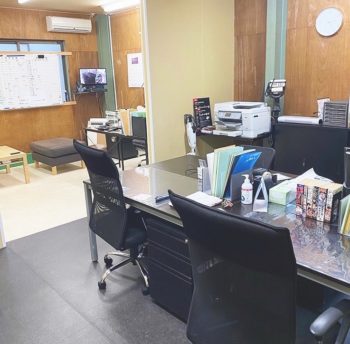 事務所拡張しました。